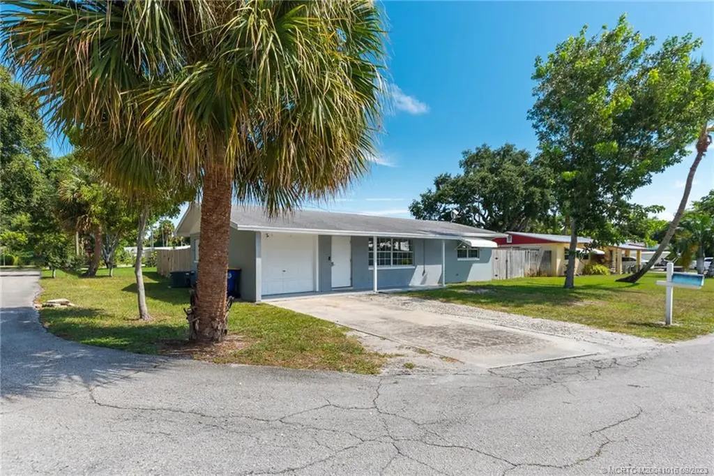 2215 NE Clarissa Street Jensen Beach FL 34957