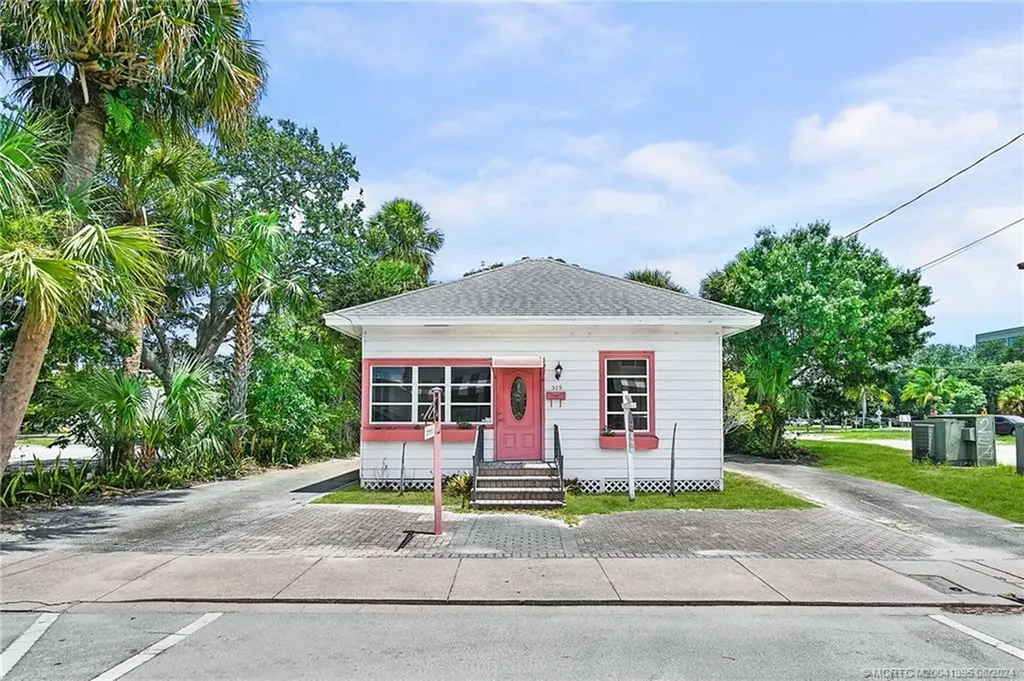 309 SE Denver Avenue Stuart FL 34994