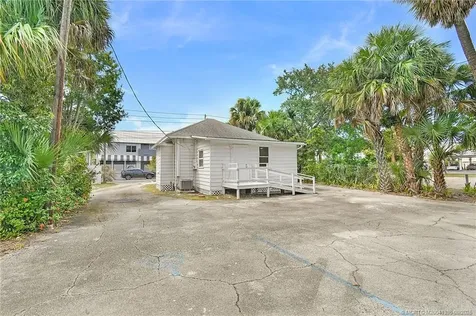 309 SE Denver Avenue Stuart FL 34994