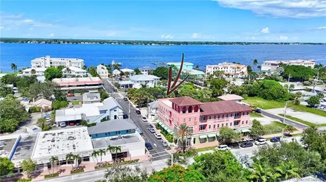 309 SE Denver Avenue Stuart FL 34994