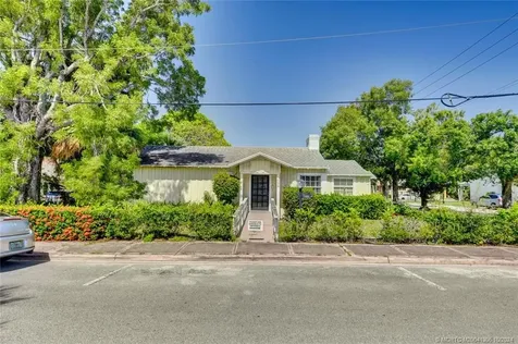 300 SE Detroit Avenue Stuart FL 34994