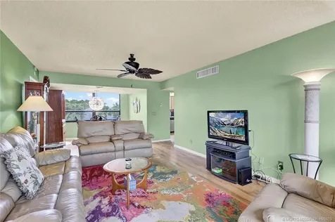 3392 NE Causeway Boulevard Jensen Beach FL 34957