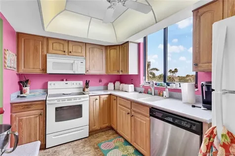 3392 NE Causeway Boulevard Jensen Beach FL 34957