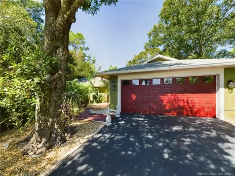 525 Brookedge Terrace Sebastian FL 32958
