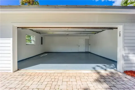 10 Ridgeland Drive Sewalls Point FL 34996