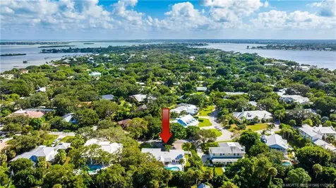 10 Ridgeland Drive Sewalls Point FL 34996