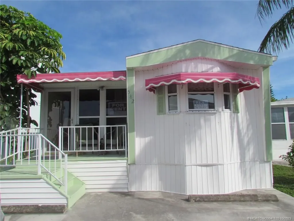 582 Nettles Boulevard Jensen Beach FL 34957