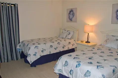 4620 NE Sandpebble Trace Stuart FL 34996