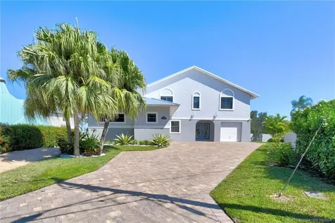 26 SW Riverway Boulevard Palm City FL 34990