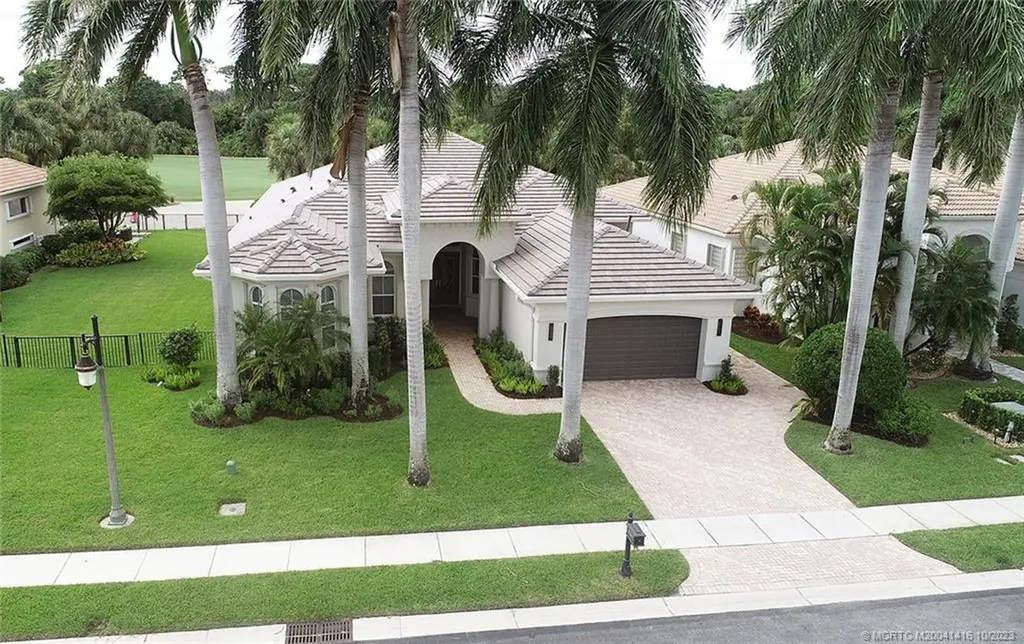 131 Abondance Drive Palm Beach Gardens FL 33410