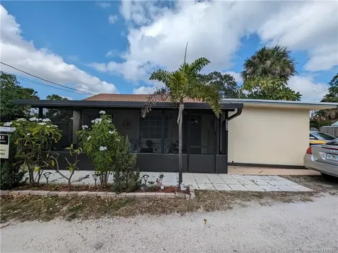 2459 NE Hickory Avenue Jensen Beach FL 34957