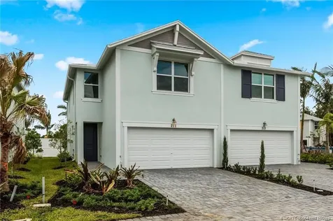 211 Osprey Preserve Boulevard Jensen Beach FL 34957