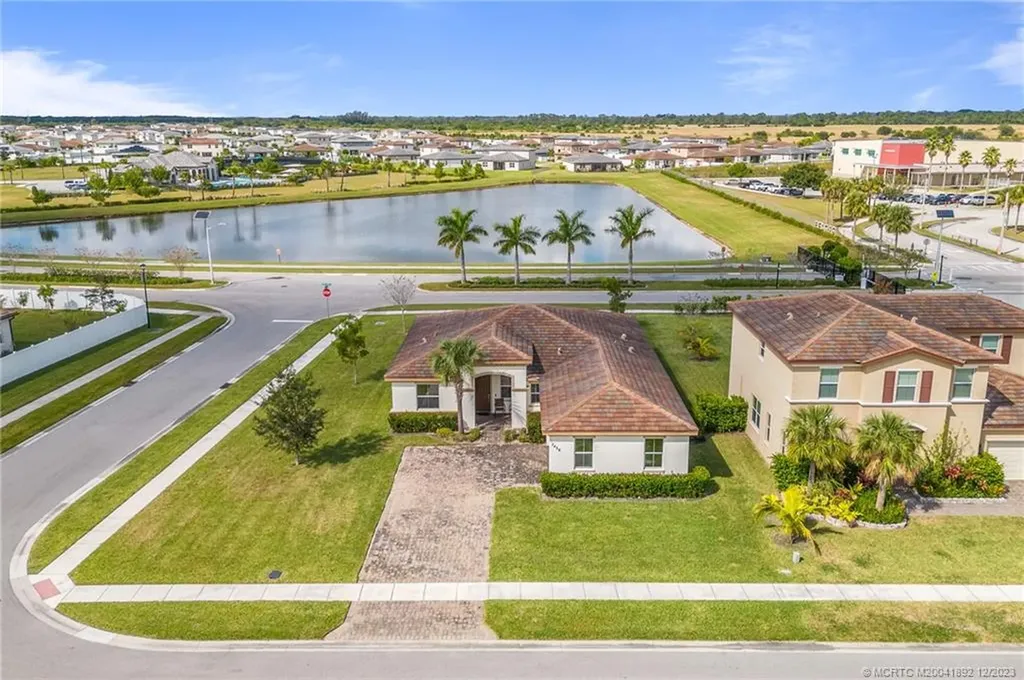 7456 NW Greenspring Street Port Saint Lucie FL 34987