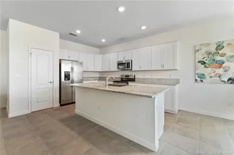 7456 NW Greenspring Street Port Saint Lucie FL 34987
