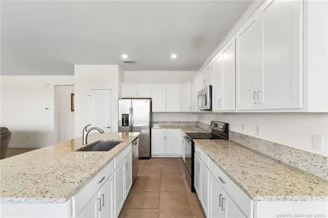 7456 NW Greenspring Street Port Saint Lucie FL 34987