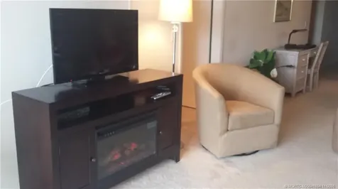 40 NE Plantation Road Stuart FL 34996