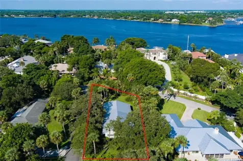 6 Delano Lane Stuart FL 34996