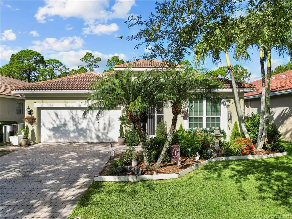 6839 SE Twin Oaks Circle Stuart FL 34997