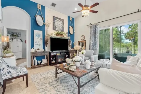 6839 SE Twin Oaks Circle Stuart FL 34997