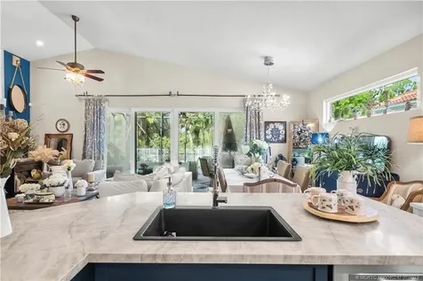 6839 SE Twin Oaks Circle Stuart FL 34997