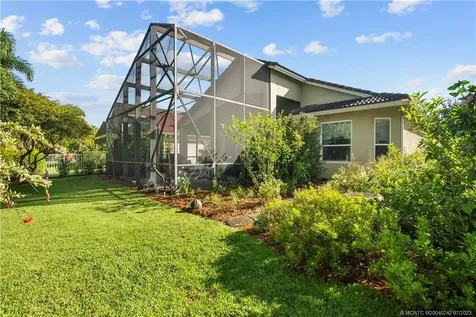 6839 SE Twin Oaks Circle Stuart FL 34997