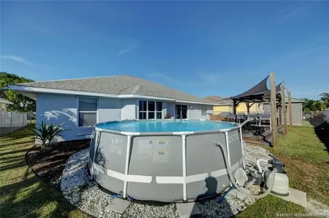 1309 Carlton Court Fort Pierce FL 34949