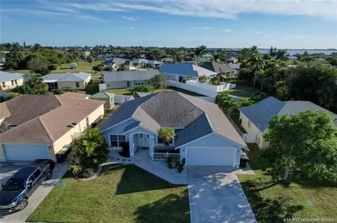 1309 Carlton Court Fort Pierce FL 34949