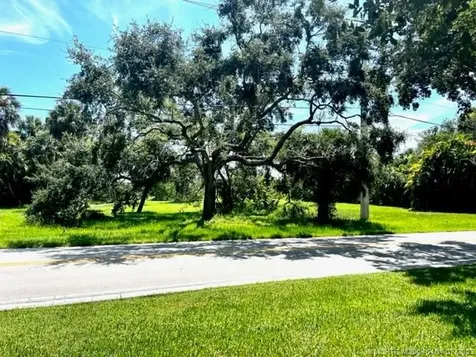140 N Sewalls Point Road Sewalls Point FL 34996
