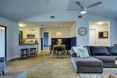 1384 SW Axtell Avenue Port Saint Lucie FL 34953