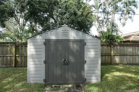 1384 SW Axtell Avenue Port Saint Lucie FL 34953