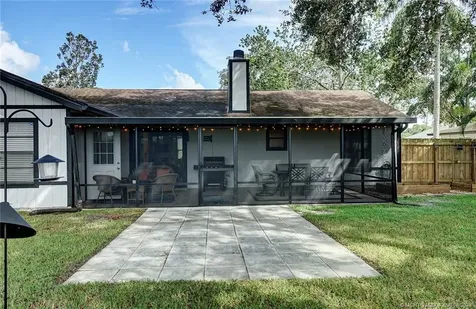 1384 SW Axtell Avenue Port Saint Lucie FL 34953
