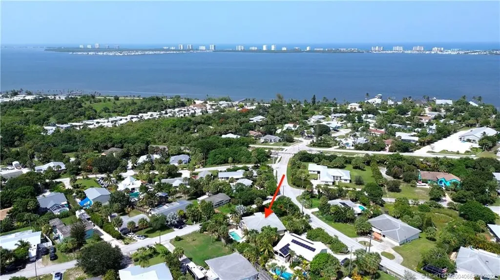 1296 NE Oceanview Circle Jensen Beach FL 34957