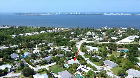 1296 NE Oceanview Circle Jensen Beach FL 34957