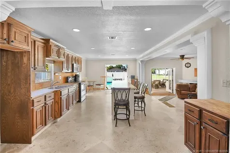 6785 NE 7th Street Okeechobee FL 34974