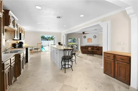 6785 NE 7th Street Okeechobee FL 34974