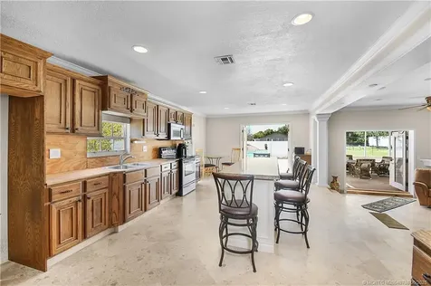 6785 NE 7th Street Okeechobee FL 34974