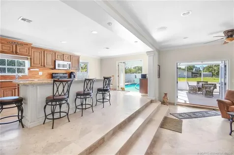 6785 NE 7th Street Okeechobee FL 34974