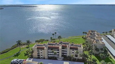 3472 NE Causeway Boulevard Jensen Beach FL 34957