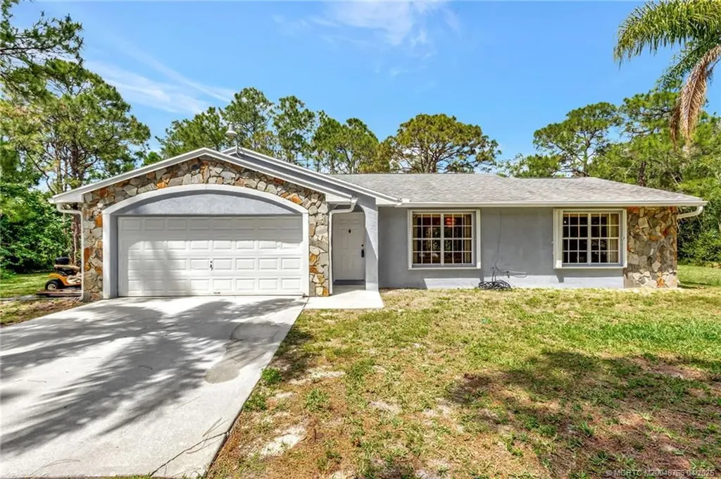 14769 63rd Court N Loxahatchee FL 33470