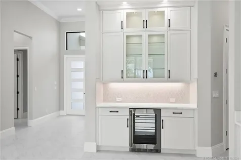 107 SE Via Verona Port St Lucie FL 34984