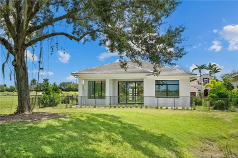 107 SE Via Verona Port St Lucie FL 34984