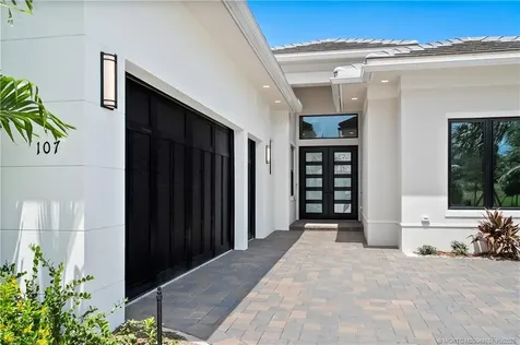 107 SE Via Verona Port St Lucie FL 34984