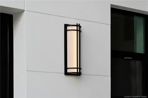 107 SE Via Verona Port St Lucie FL 34984