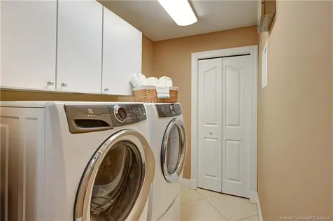 3020 SE Saint Lucie Boulevard Stuart FL 34997