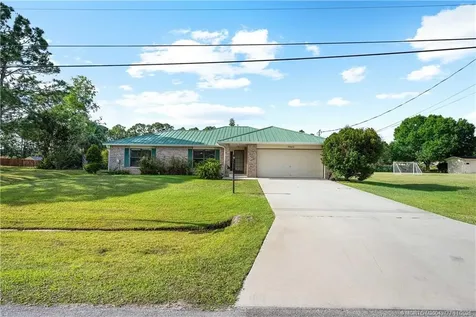 5940 NW Brenda Circle Port St Lucie FL 34986