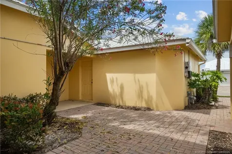 10472 SW Ashlyn Way Port St Lucie FL 34987