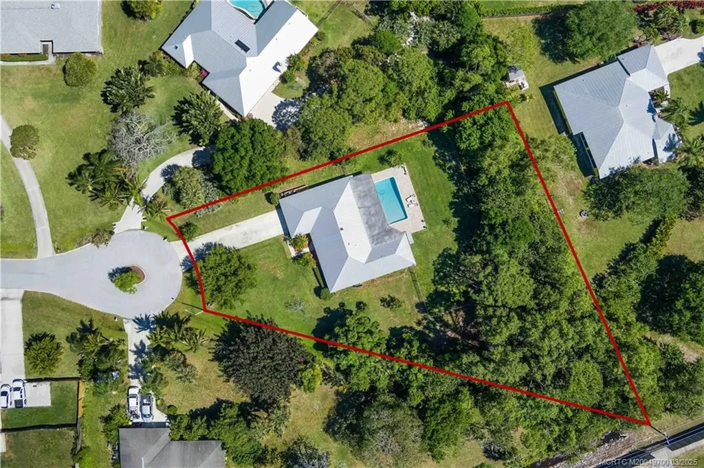 2605 NE Cypress Lane Jensen Beach FL 34957