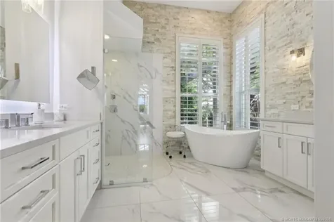 5718 SE Forest Glade Trail Hobe Sound FL 33455