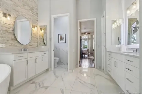 5718 SE Forest Glade Trail Hobe Sound FL 33455