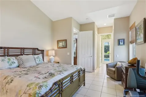 5718 SE Forest Glade Trail Hobe Sound FL 33455